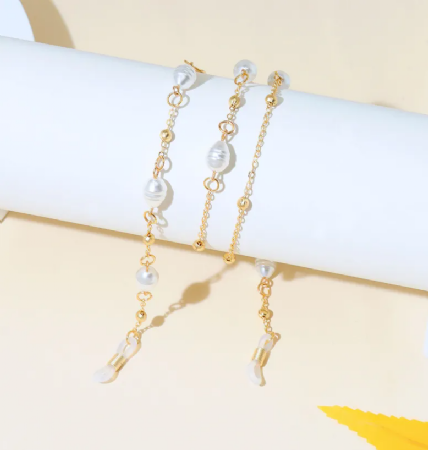 שרשרת זהב מעוצבת עם פנינים 